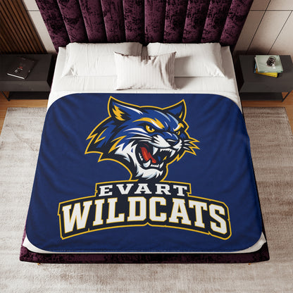 Evart Wildcats Sherpa Blanket – Cozy School Spirit Throw