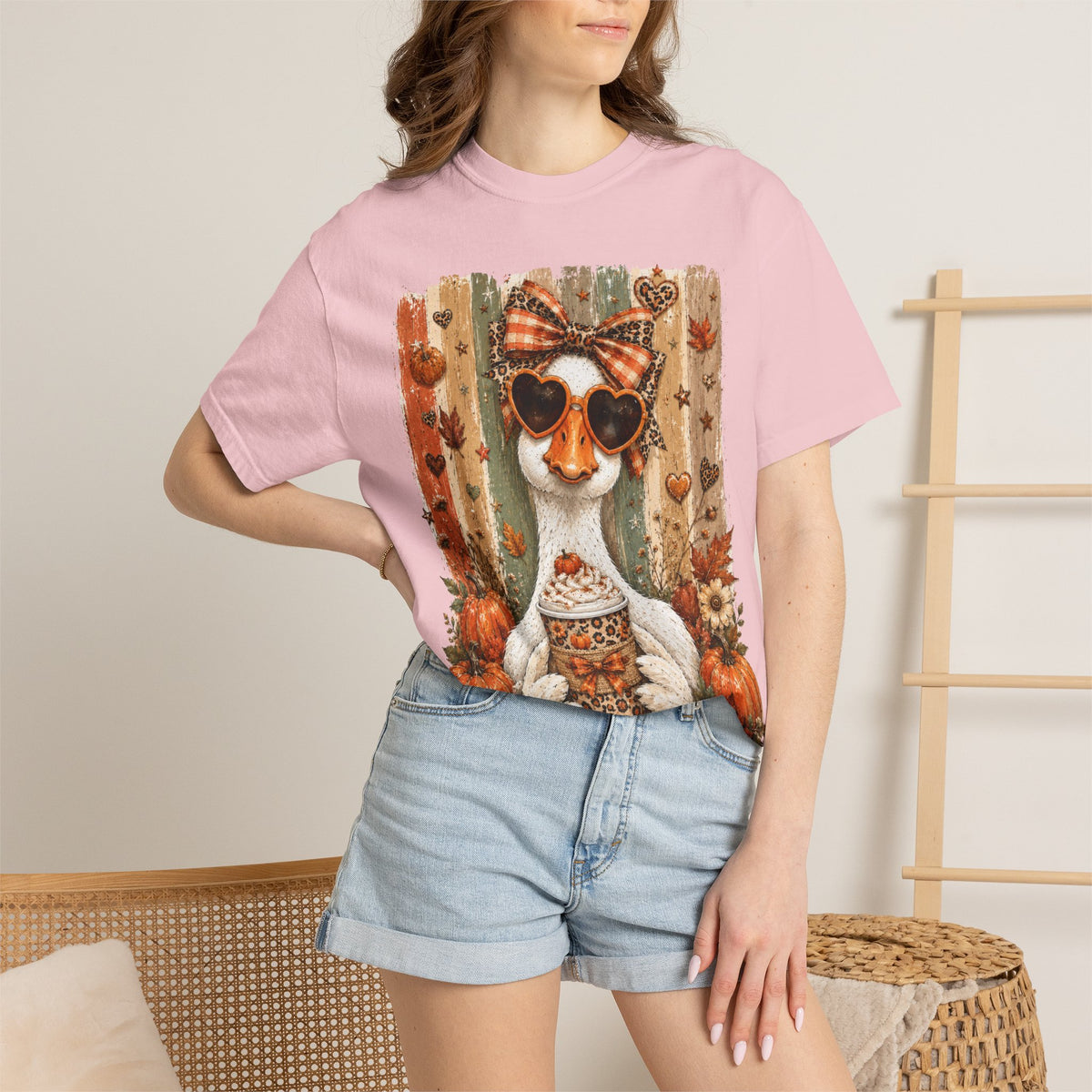 Fall Cat Pumpkin Tee – Cute Autumn Cat with Pumpkin Spice Latte T-Shirt