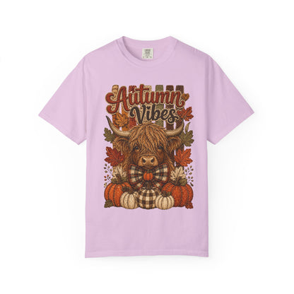 Autumn Vibes Highland Cow T-Shirt — Cute Fall Pumpkin Plaid Tee