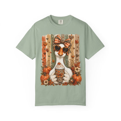 Fall Cat Pumpkin Tee – Cute Autumn Cat with Pumpkin Spice Latte T-Shirt