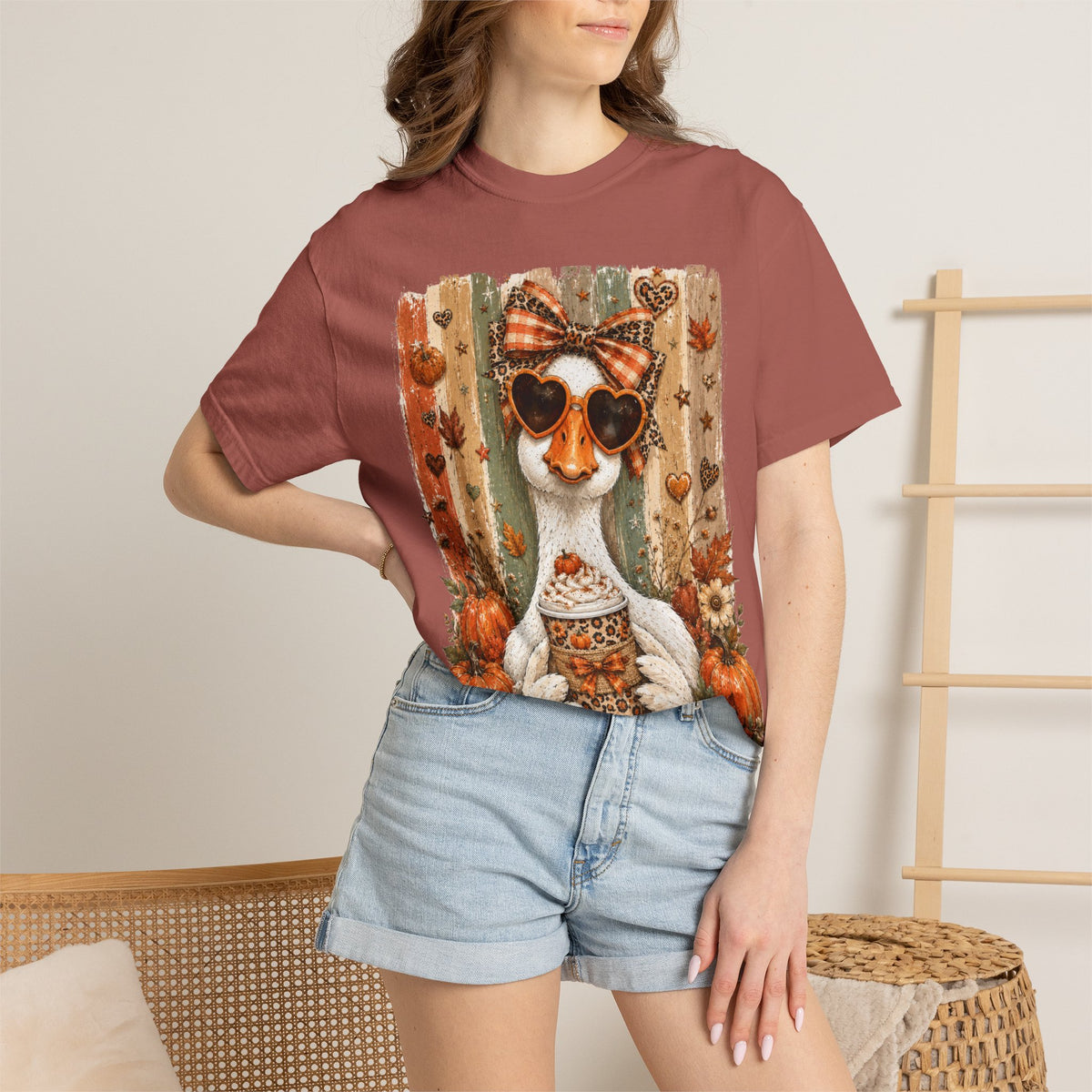 Fall Cat Pumpkin Tee – Cute Autumn Cat with Pumpkin Spice Latte T-Shirt