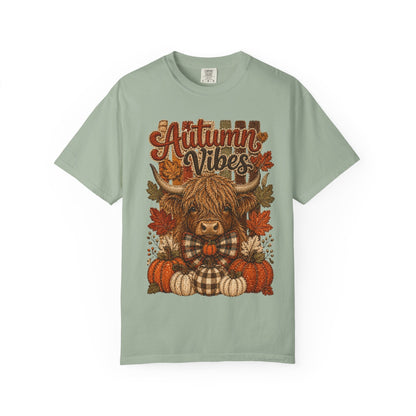 Autumn Vibes Highland Cow T-Shirt — Cute Fall Pumpkin Plaid Tee