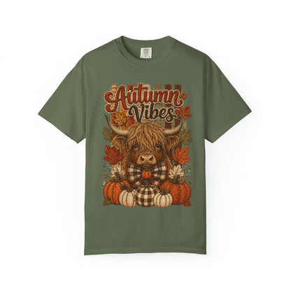Autumn Vibes Highland Cow T-Shirt — Cute Fall Pumpkin Plaid Tee