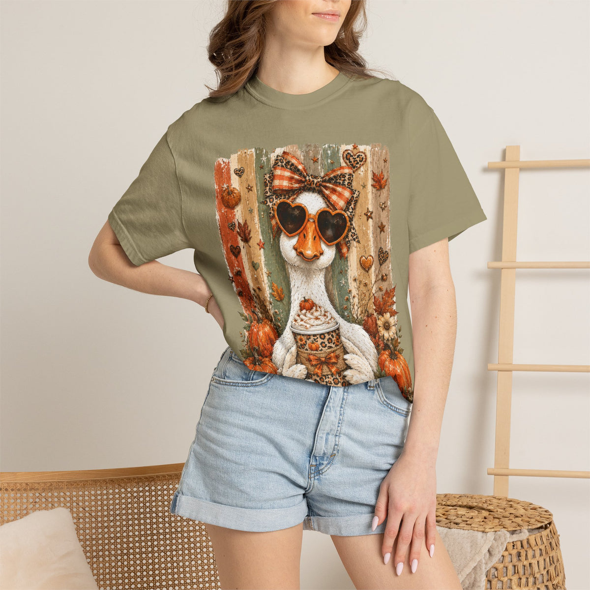 Fall Cat Pumpkin Tee – Cute Autumn Cat with Pumpkin Spice Latte T-Shirt