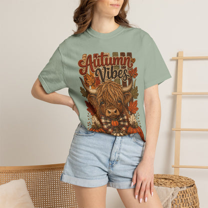 Autumn Vibes Highland Cow T-Shirt — Cute Fall Pumpkin Plaid Tee